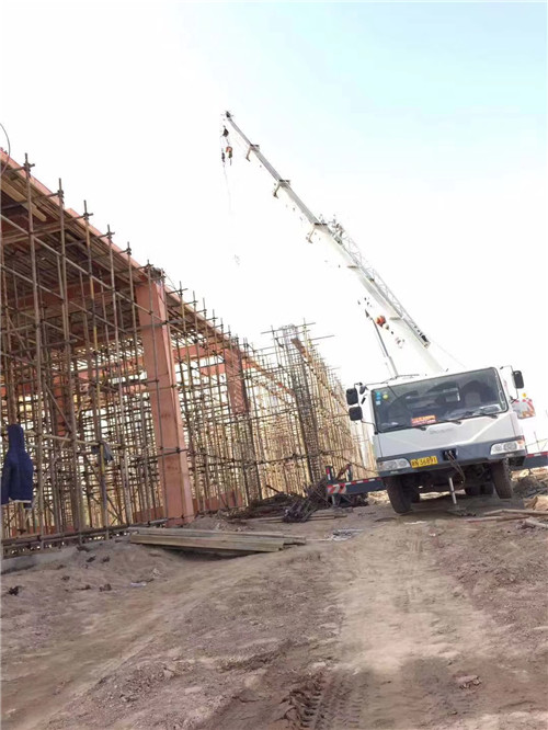 麻城市25 吨、50 吨吊车怎么选？多大重量 / 半径适合对应车型？